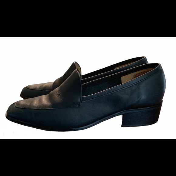 Loafers - Picture 2 of 4